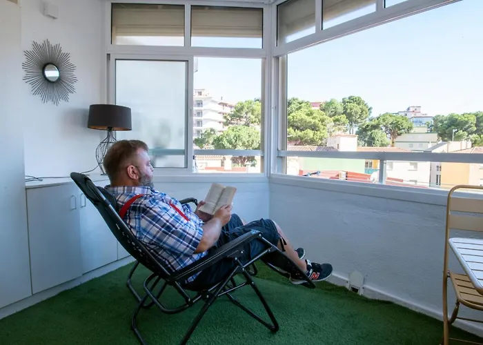 La Chica De La Perla Apartamento Torremolinos