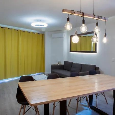 La Chica De La Perla *