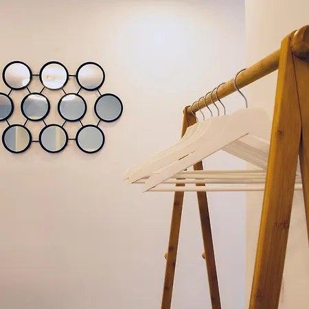 La Chica De La Perla Lejlighed *