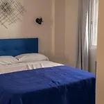 La Chica De La Perla Τορρεμολίνος