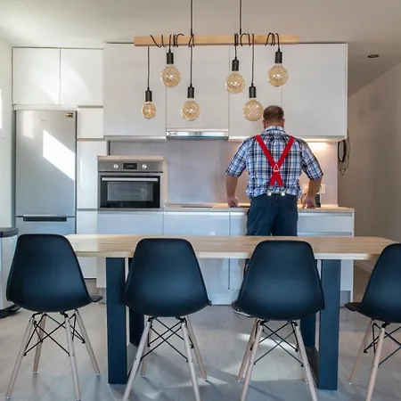 La Chica De La Perla Apartamento