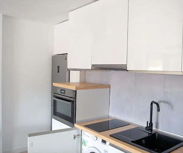 La Chica De La Perla Apartamento Torremolinos