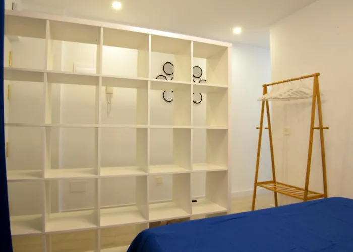 La Chica De La Perla