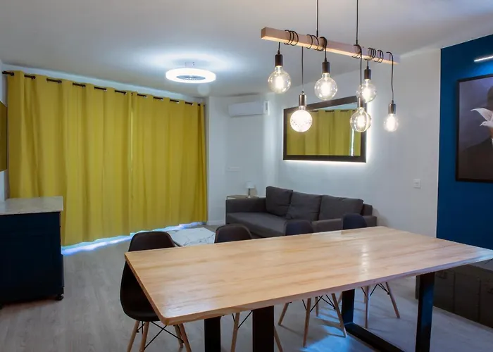 La Chica De La Perla *